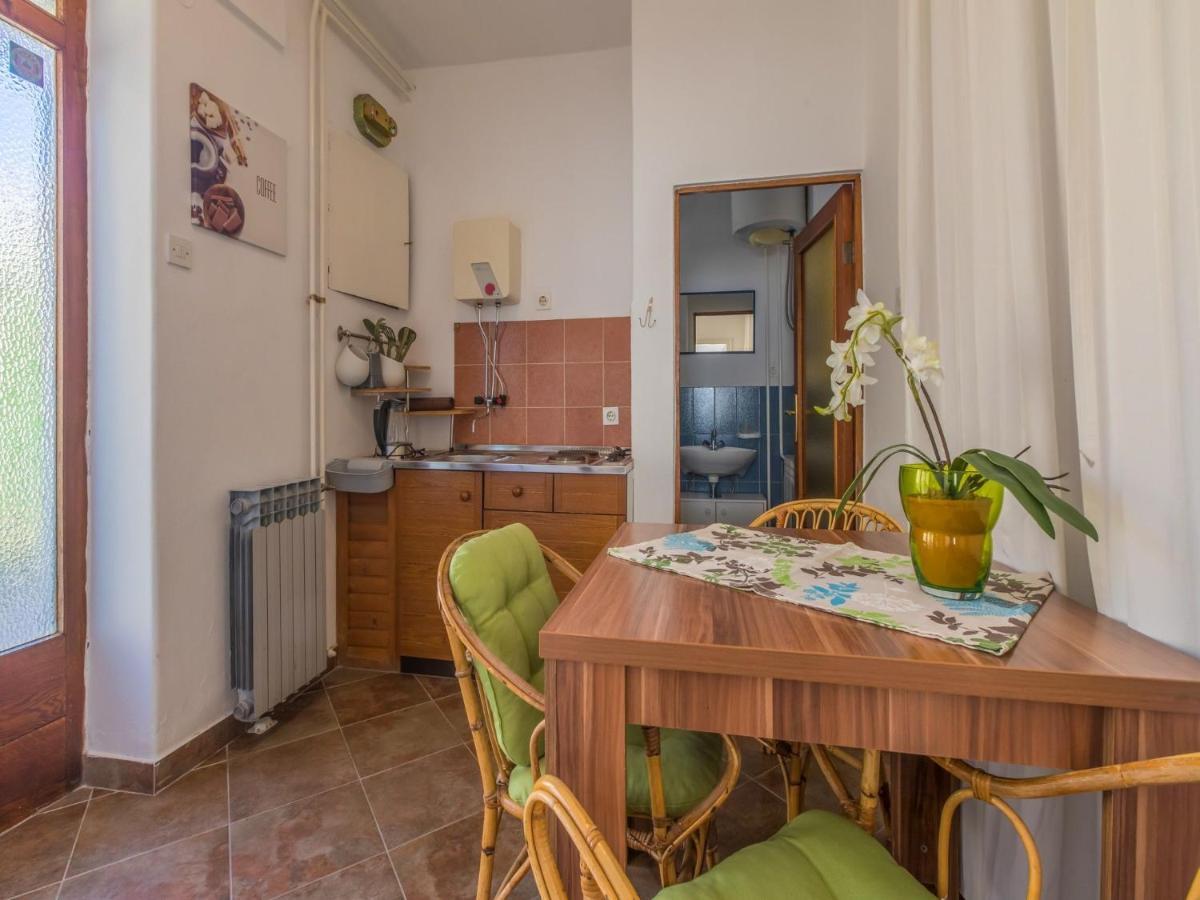 Apartment Roni Crikvenica Eksteriør billede